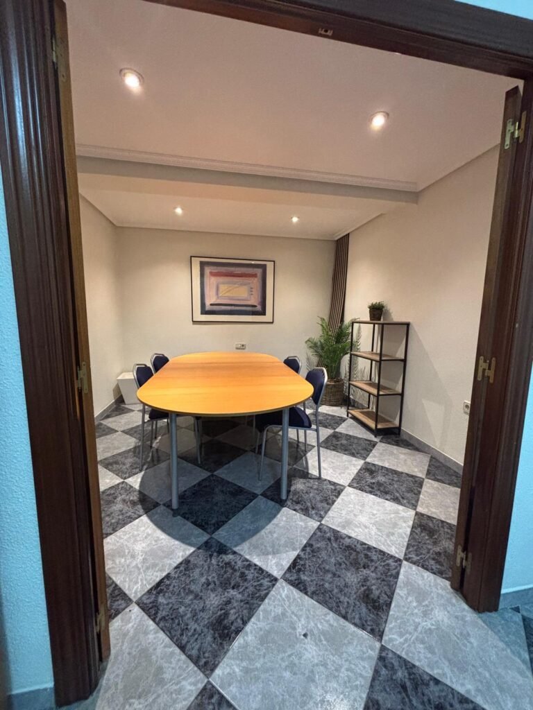 sala de trabajo coliving city salamanca